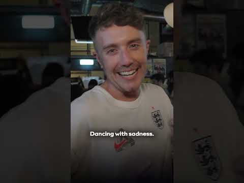 "The vibes are immaculate" Roman Kemp was loving his time with the Ghana fans 🇬🇭🔥