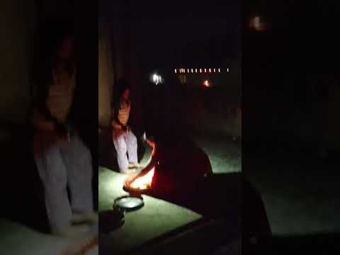 charo taraf diye jal rahe hai❤