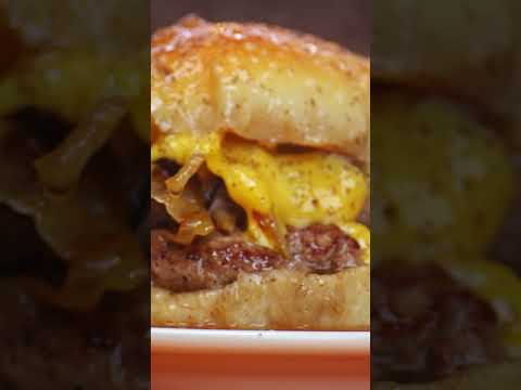 How Burger Scholar George Motz built the perfect hamburger restaurant 🍔😲