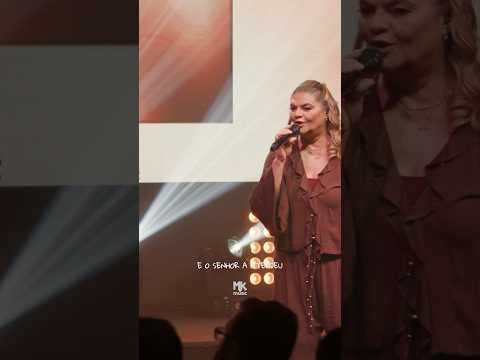 Deus responde a oração! Confira o clipe 