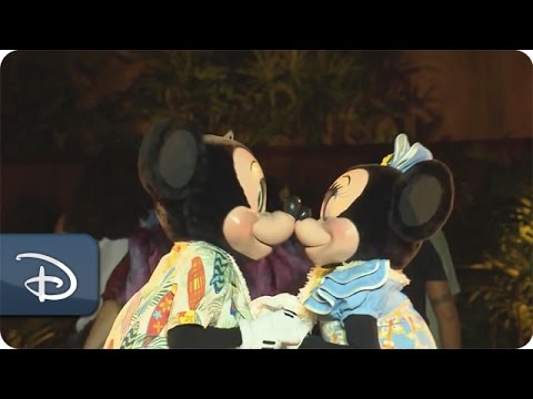 Aulani Grand Opening Ceremony | Aulani, A Disney Resort & Spa - UC1xwwLwm6WSMbUn_Tp597hQ