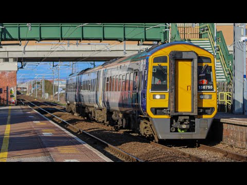 Trains at Layton (12/04/2021)