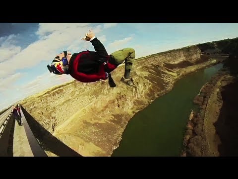 Leap Year BASE Jump - Red Bull Air Force - UCblfuW_4rakIf2h6aqANefA