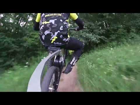 Short clips: A Ride Through the Forest on the Q140MD Core Race E-Bike