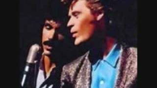 Hall & Oates - I Cant Go For That (1981)
