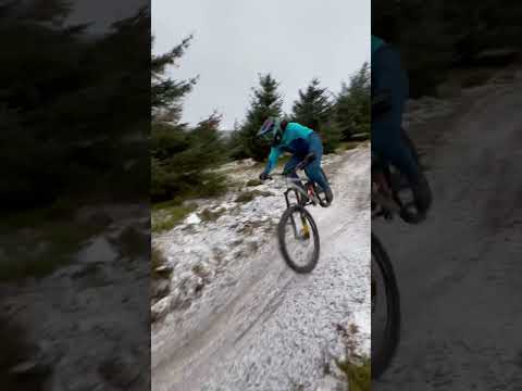 Icy Tracks Sound So Good! #mtb #loamwolf