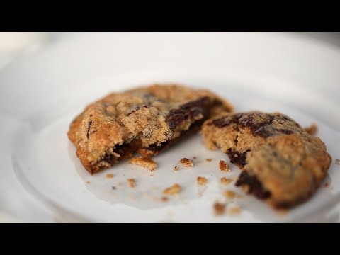Chocolate Chunk Banana Cookies- Everyday Food with Sarah Carey