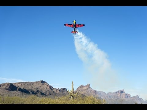 High intensity aerobatic flying with C.J. Wilson and Kirby Chambliss - UCblfuW_4rakIf2h6aqANefA