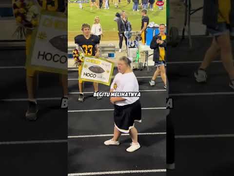 Gadis itu Menangis Sebelum Kejutan Manis Datang