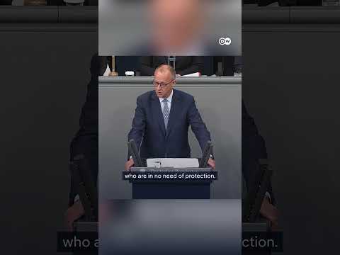 German opposition leader links Arab heritage to antisemitism | DW News