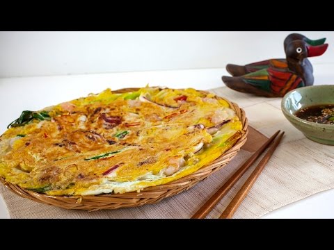 Korean Seafood Pancake (Haemul Pajeon) - Korean Series video 4 - CookingWithAlia - Episode 376 - UCB8yzUOYzM30kGjwc97_Fvw