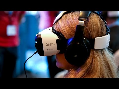 Samsung Gear VR with Oculus Hands-On - UCiDJtJKMICpb9B1qf7qjEOA