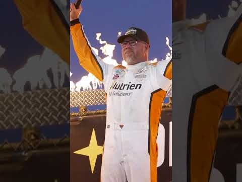 💰 JD experienced the highest of highs and lowest of lows this week at Eldora. #DirtLMDream - dirt track racing video image