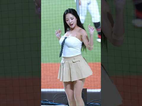 lg트윈스 徐如辰 서여진치어리더 <strong>리센느</strong> "love attack" 5 공연 #shorts #서여진 #치어리더 #<strong>리센느</strong> #loveattack
