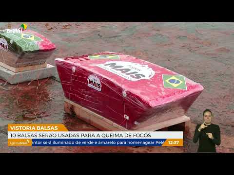 Vistoria balsas: 10 balsas serão usadas para a queima de fogos no Rio