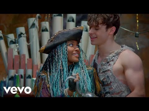 China Anne McClain, Thomas Doherty, Dylan Playfair - What's My Name (From "Descendants 2") - UCgwv23FVv3lqh567yagXfNg