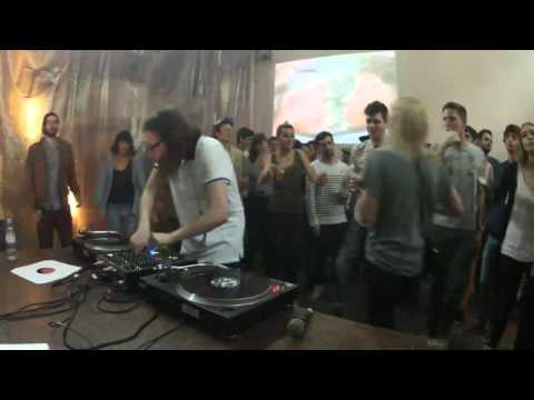 Kosme Boiler Room DJ Set / Nuits Sonores - UCGBpxWJr9FNOcFYA5GkKrMg