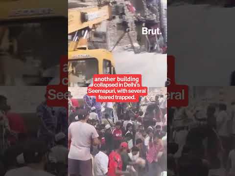 Delhi <strong>building</strong> collapses in Seemapuri, people feared trapped...