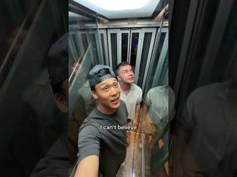 Do Not Go <strong>In</strong> <strong>This</strong> Elevator If You Have Claustrophobia….