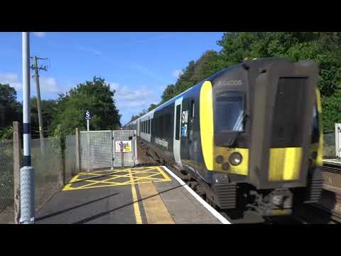 444005 passing Holton Heath (04/07/24)