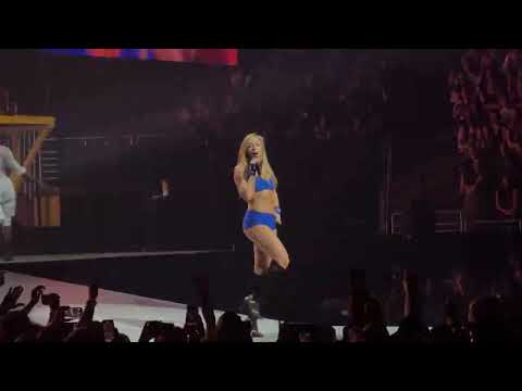 Tate McRae Live - Just Keep Watching / Sports car / greedy - October 9th, 2025