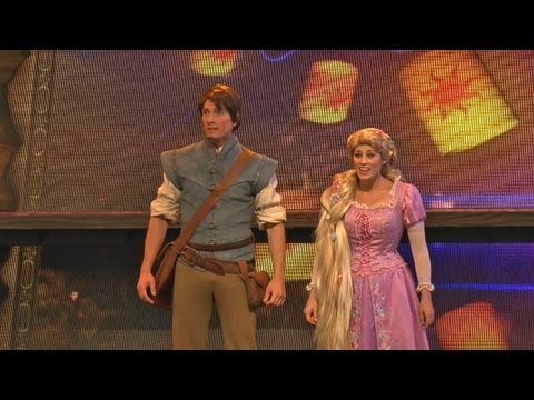 Mickey and the Magical Map dress rehearsal preview at Disneyland - UCYdNtGaJkrtn04tmsmRrWlw