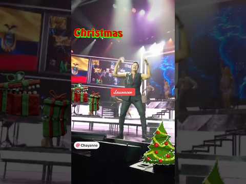 Chayanne Lo Que Quiero de Navidad #bailandobachata #bailemosotraveztour #latinsinger #music