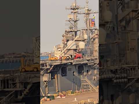 🇺🇸#Colossal #Navy #Ship🇺🇸