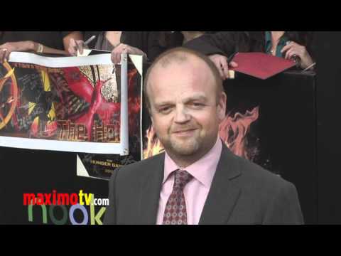 Toby Jones at "The Hunger Games" World Premiere Arrivals - UCybF_bgvjVTAPIm8HT-TNdQ