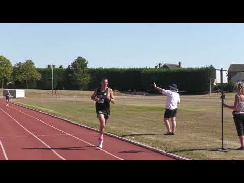 3000m steeplechase men Southern Athletics League at Tonbridge 13th August 2022