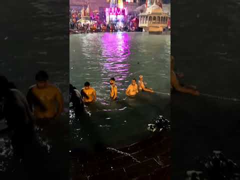 Haridwar , ganga ji ki aarti vlog 😱🙏❤️🙏 #minivlog #comedy #haridwar #funny #vlog #youtubevlogger