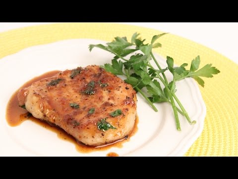 Garlic & Brown Sugar Pork Chops Recipe - Laura Vitale - Laura in the Kitchen Episode 889 - UCNbngWUqL2eqRw12yAwcICg