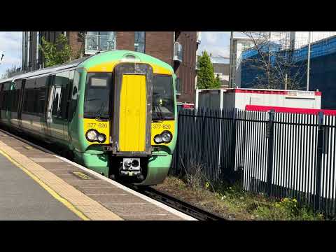 Class 377 - Southern Railway - Epsom Station - 30th April 2024