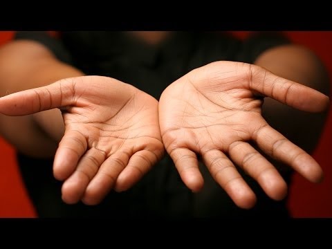 Left Hand Reading vs. Right Hand | Palm Reading - UCSpVHeDGr9UbREhRca0qwsA