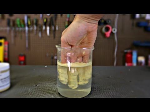 Lycopodium Powder on Water - Science Experiment - UCe_vXdMrHHseZ_esYUskSBw