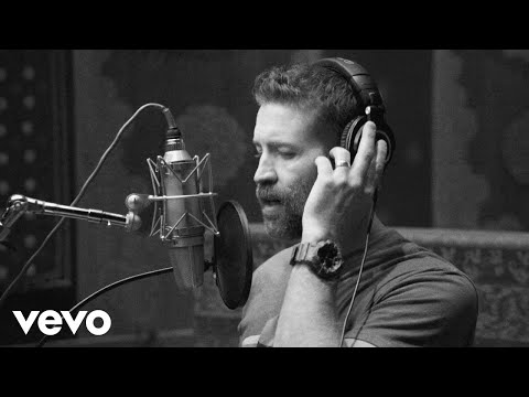 Josh Turner - I Can Tell By The Way You Dance (Story Behind The Song)