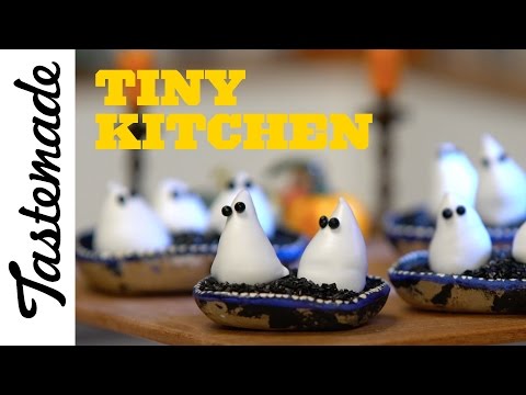 Boo!  Halloween Tiny Ghost Meringues | Tiny Kitchen