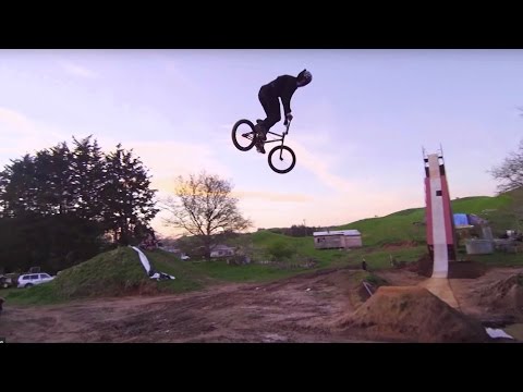 Jed Mildon Attempts World Record BMX Dirt Jumps | Dirt Dogs Ep 2 - UCblfuW_4rakIf2h6aqANefA