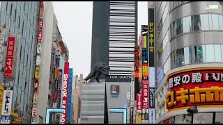 生成AIで動く、新宿のゴジラ🦖コ、コレジャナイ...