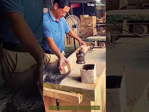 전용 곡면 지그를 활용한 고급 <strong>원목</strong> 가구 다리 정밀 면취 공정 #worker #process #shaper #woodturning #joinery