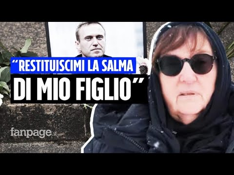 Il messaggio della mamma di Alexei Navalny a Vladimir Putin: “Restituiscimi la salma di mio figlio”