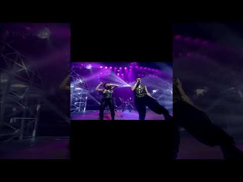 This beat has my body out of control! #2unlimited #dance #90s