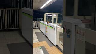 4/11 都営新宿線小川町駅　京王9000系区間急行京王多摩センター行き到着