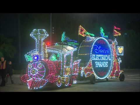 Main Street Electrical Parade packs up at Disneyland headed for Walt Disney World - UCYdNtGaJkrtn04tmsmRrWlw