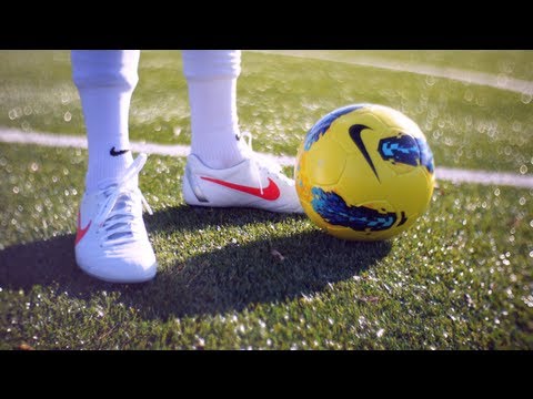 HOW TO SHOOT WITH YOUR WEAK FOOT | TUTORIAL | freekickerz - UCC9h3H-sGrvqd2otknZntsQ