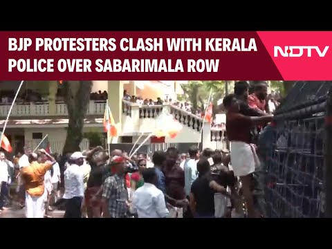 BJP Vs Left | Water Cannons vs BJP Protesters In Kerala Over Sabarimala Gold-Plating Row