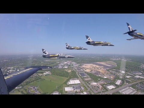 Flying in formation: What it takes - UCOmcA3f_RrH6b9NmcNa4tdg