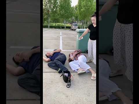 Kind woman help #motivation #positivevibes #lnspiration