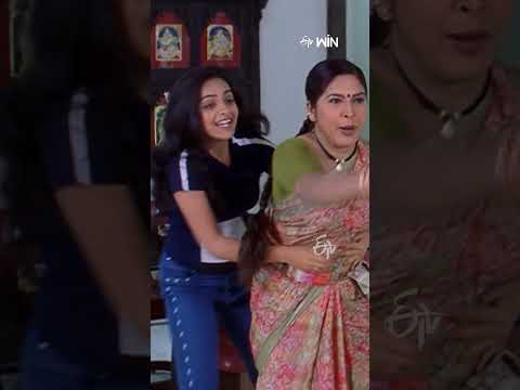 #shorts - Best scene from Nuvve Kavali #Tarun #Richa #SaiKiran #KovaiSarala #Giribabu #etvcinema