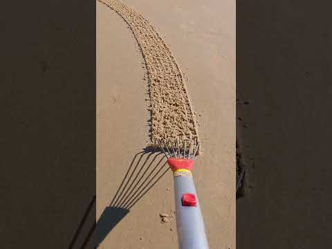 Open for sand and surf. #OnePlusOpen #OpenforEverything